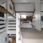 Barn End *